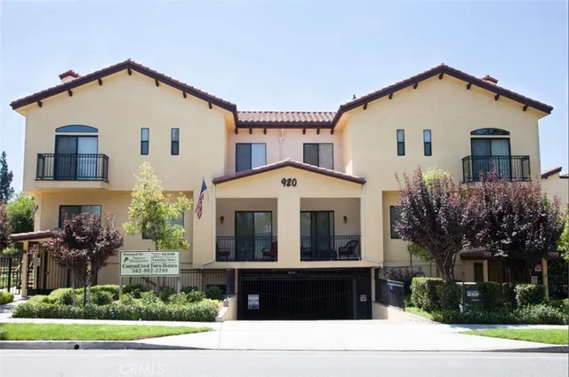 $2,700 | 920 Central, Riverside, CA 92507