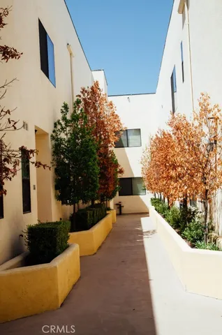 $2,700 | 920 Central, Riverside, CA 92507