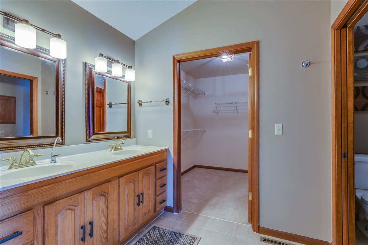 23205 Tyler Road Lakeville, IN 46536 - Photo 13 of 36