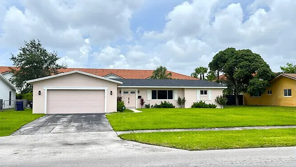 $4,000 | 3521 Northwest 29th Street, Lauderdale Lakes, FL 33311