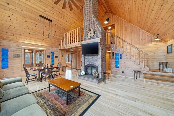 $625,000 | 4705 Whig Highway, Adrian, MI 49221