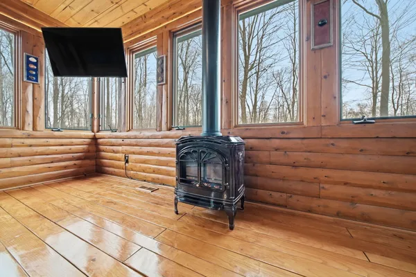 $625,000 | 4705 Whig Highway, Adrian, MI 49221