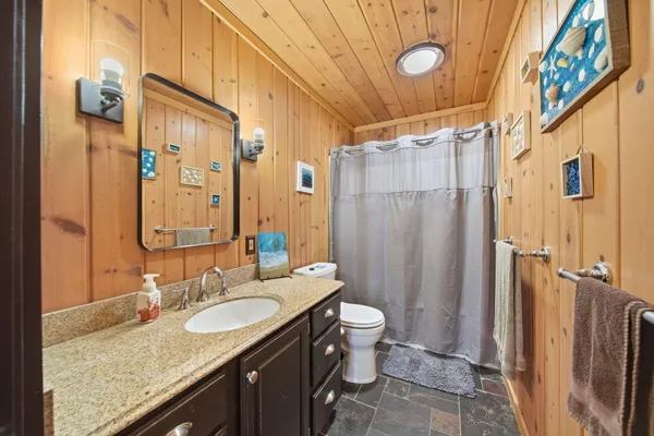 $625,000 | 4705 Whig Highway, Adrian, MI 49221