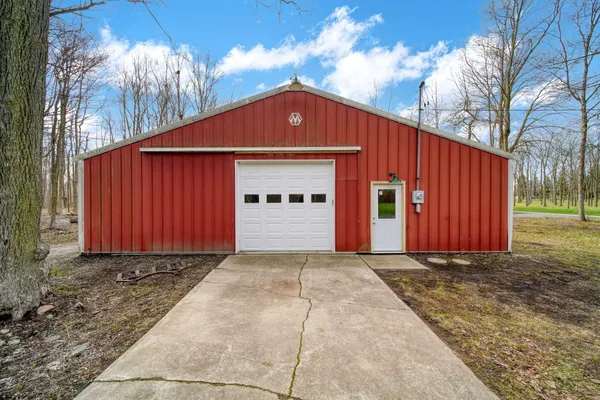 $625,000 | 4705 Whig Highway, Adrian, MI 49221