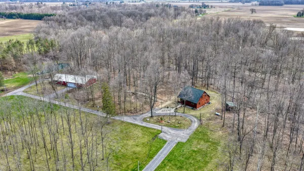 $625,000 | 4705 Whig Highway, Adrian, MI 49221