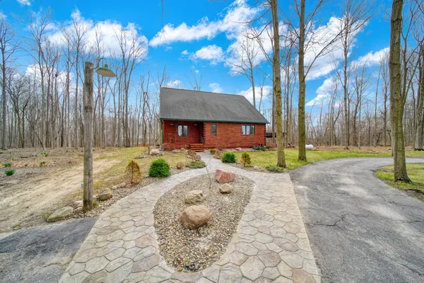 $625,000 | 4705 Whig Highway, Adrian, MI 49221