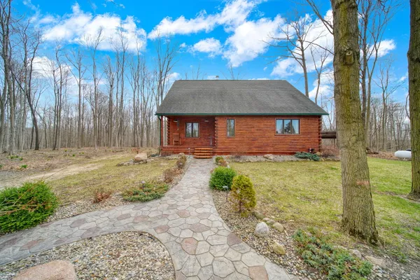 $625,000 | 4705 Whig Highway, Adrian, MI 49221