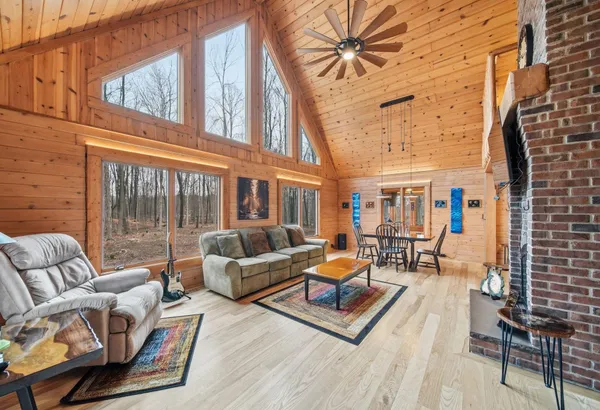 $625,000 | 4705 Whig Highway, Adrian, MI 49221