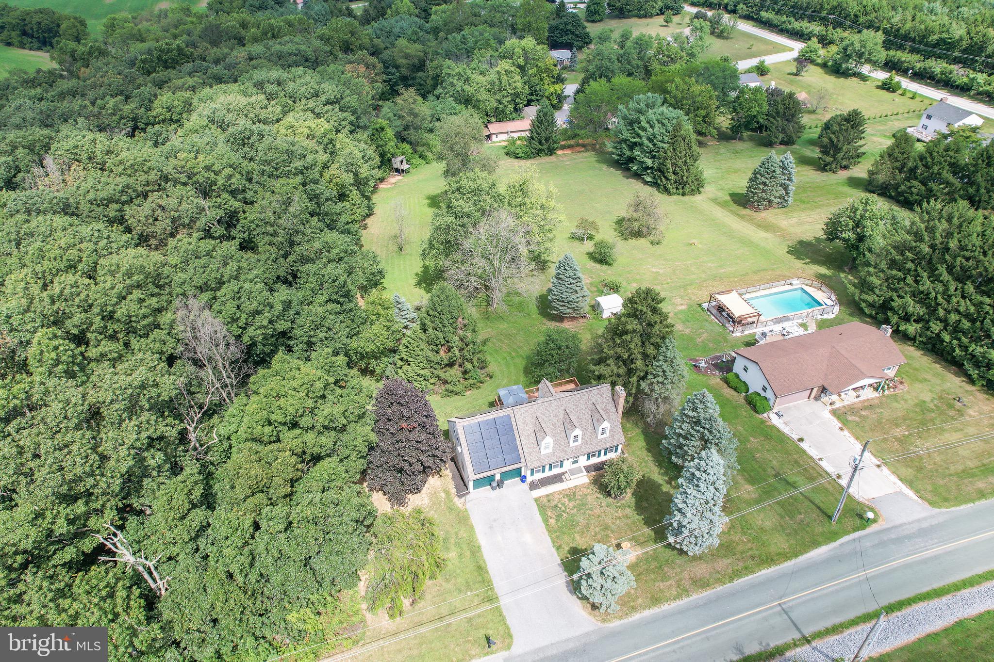 5031 Snyder Mill Road Spring Grove, PA 17362 - Photo 3 of 64