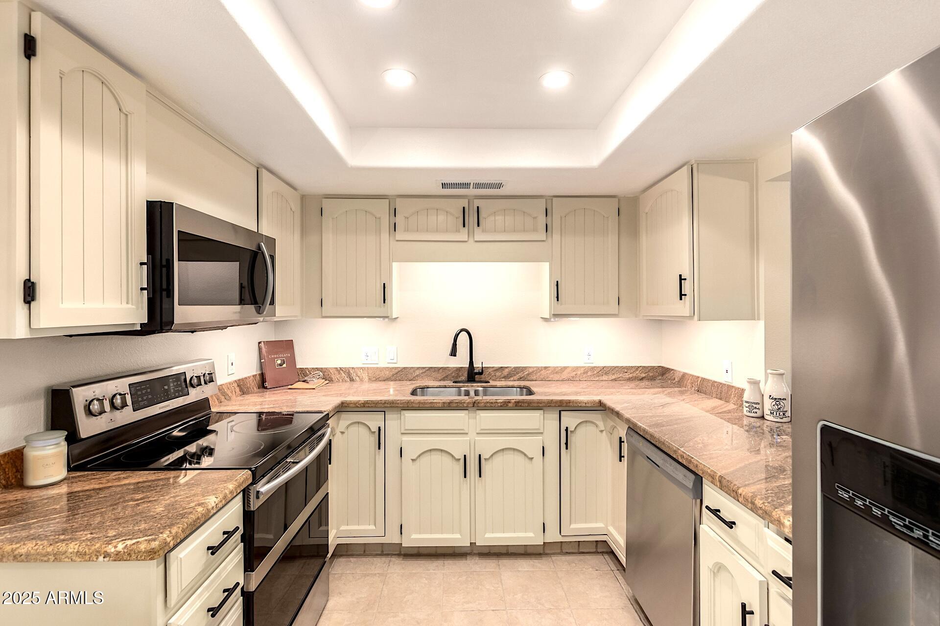 7005 East Broadway Road, Unit 36 Mesa, AZ 85208 - Photo 9 of 30 12 - Broadway 7005