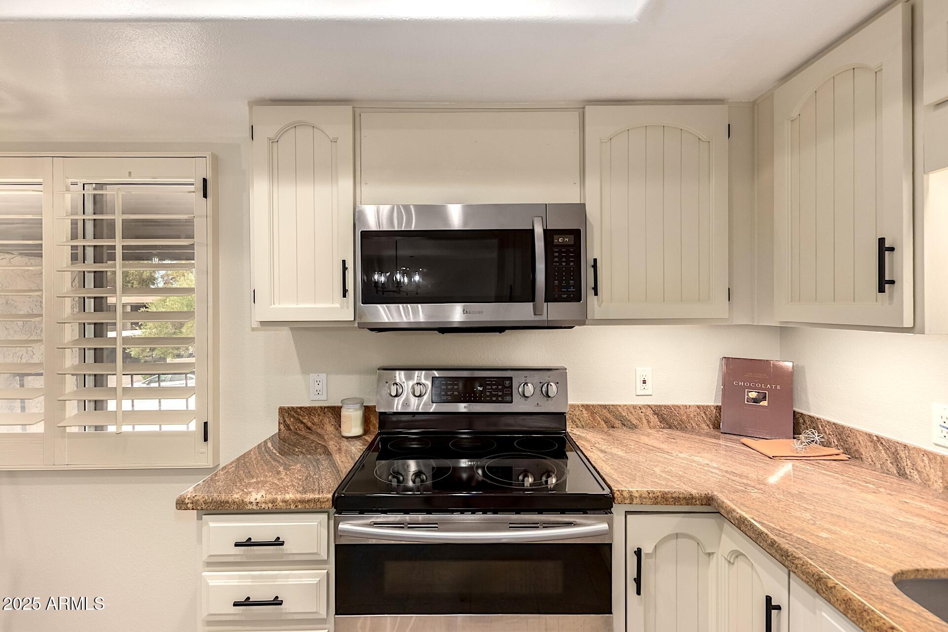 7005 East Broadway Road, Unit 36 Mesa, AZ 85208 - Photo 10 of 30 14 - Broadway 7005