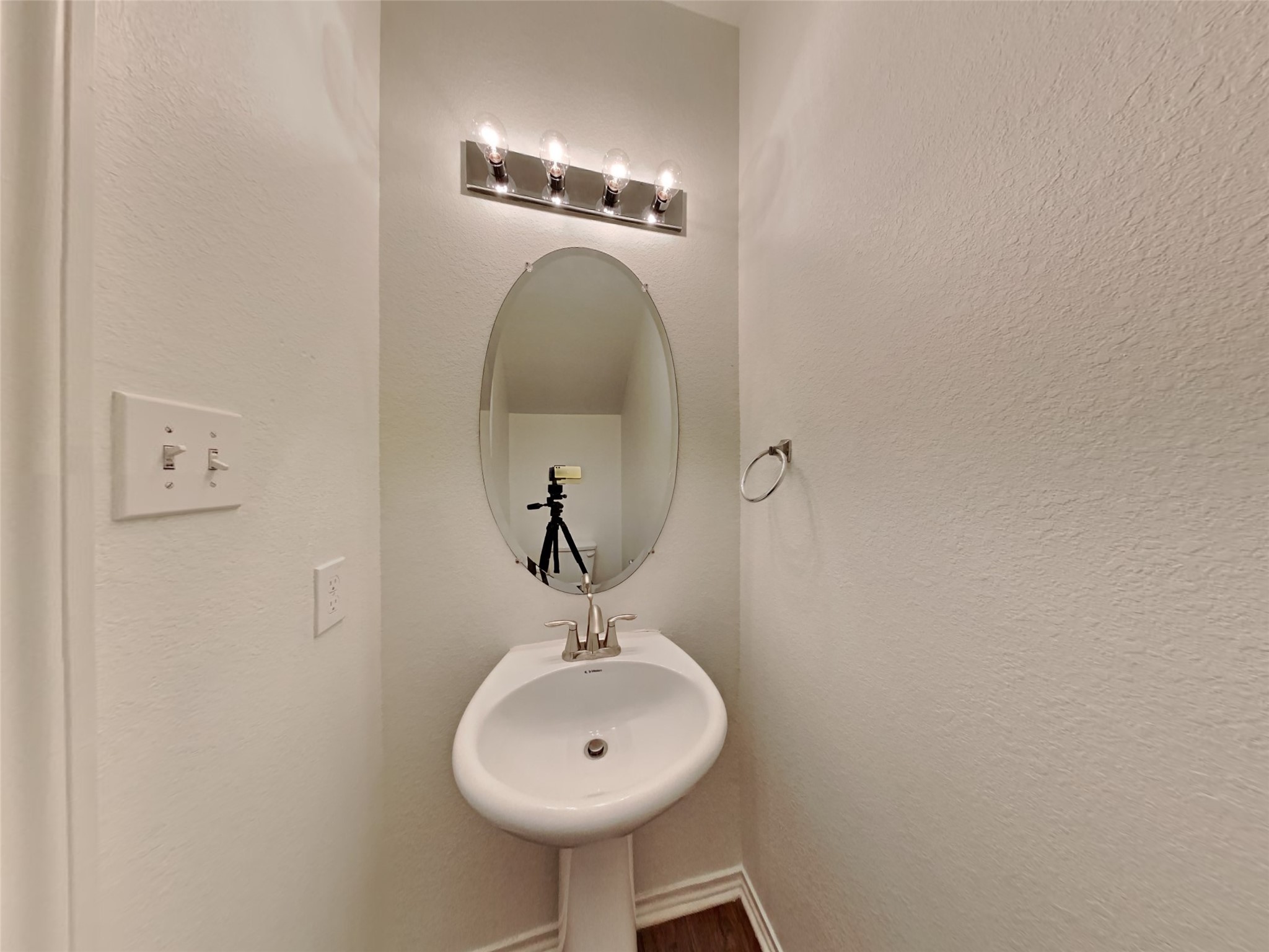 2838 Wisner Circle Houston, TX 77014 - Photo 6 of 20