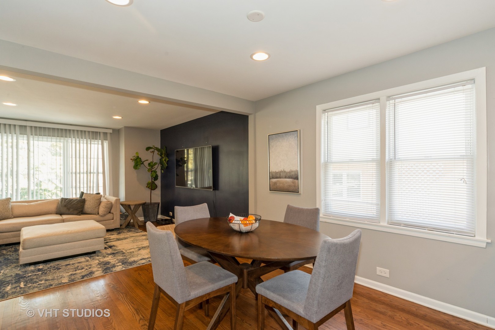 436 East Butterfield Road Elmhurst, IL 60126 - Photo 4 of 17