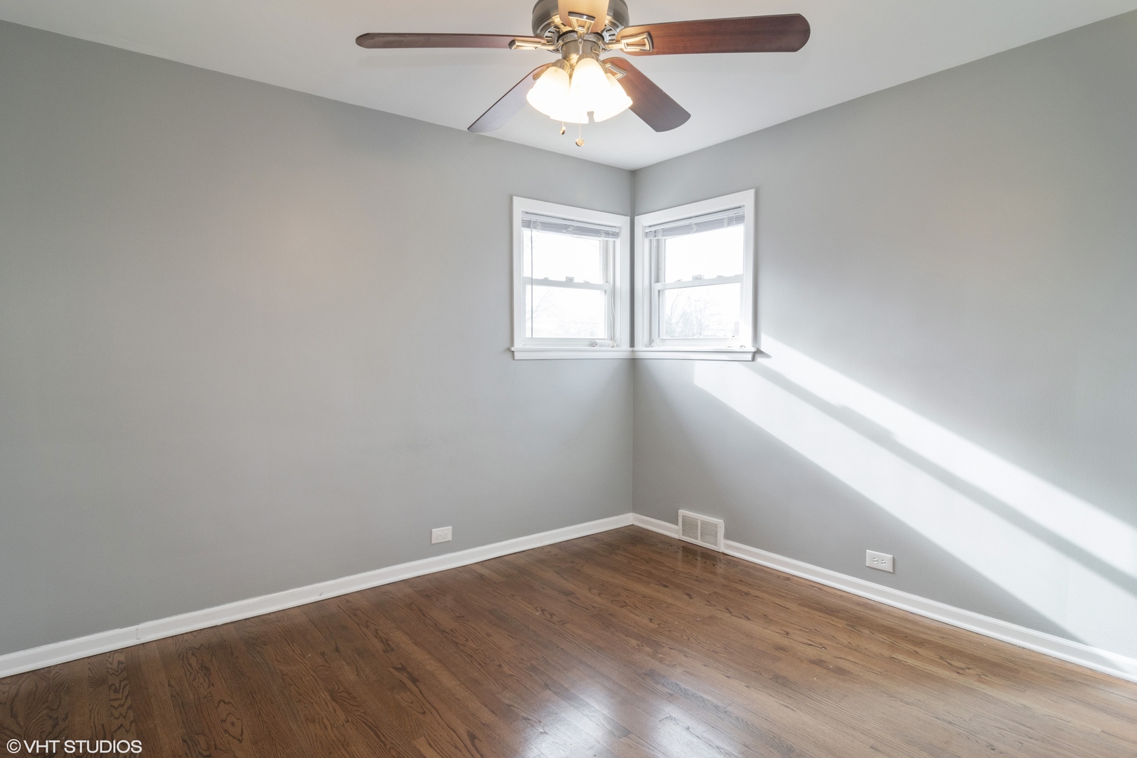 436 East Butterfield Road Elmhurst, IL 60126 - Photo 9 of 17