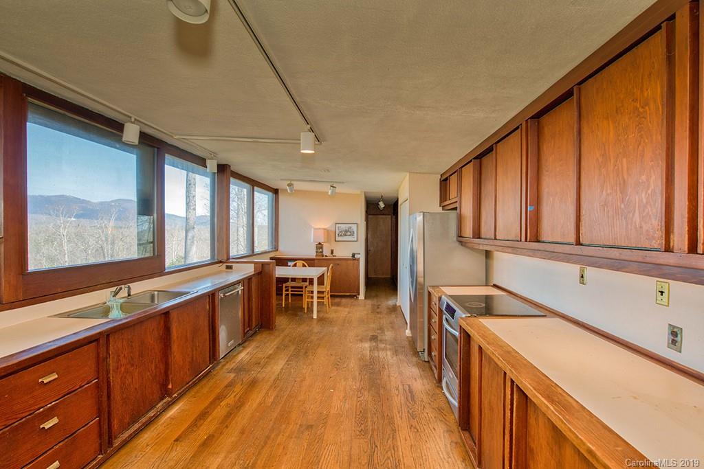 275 Long Lane Farm Road Tryon, NC 28782 - Photo 14 of 36 Gallery Image 14