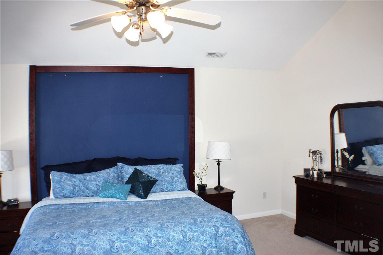 6029 Brambleberry Way Raleigh, NC 27616 - Photo 20 of 29 Gallery Image 20
