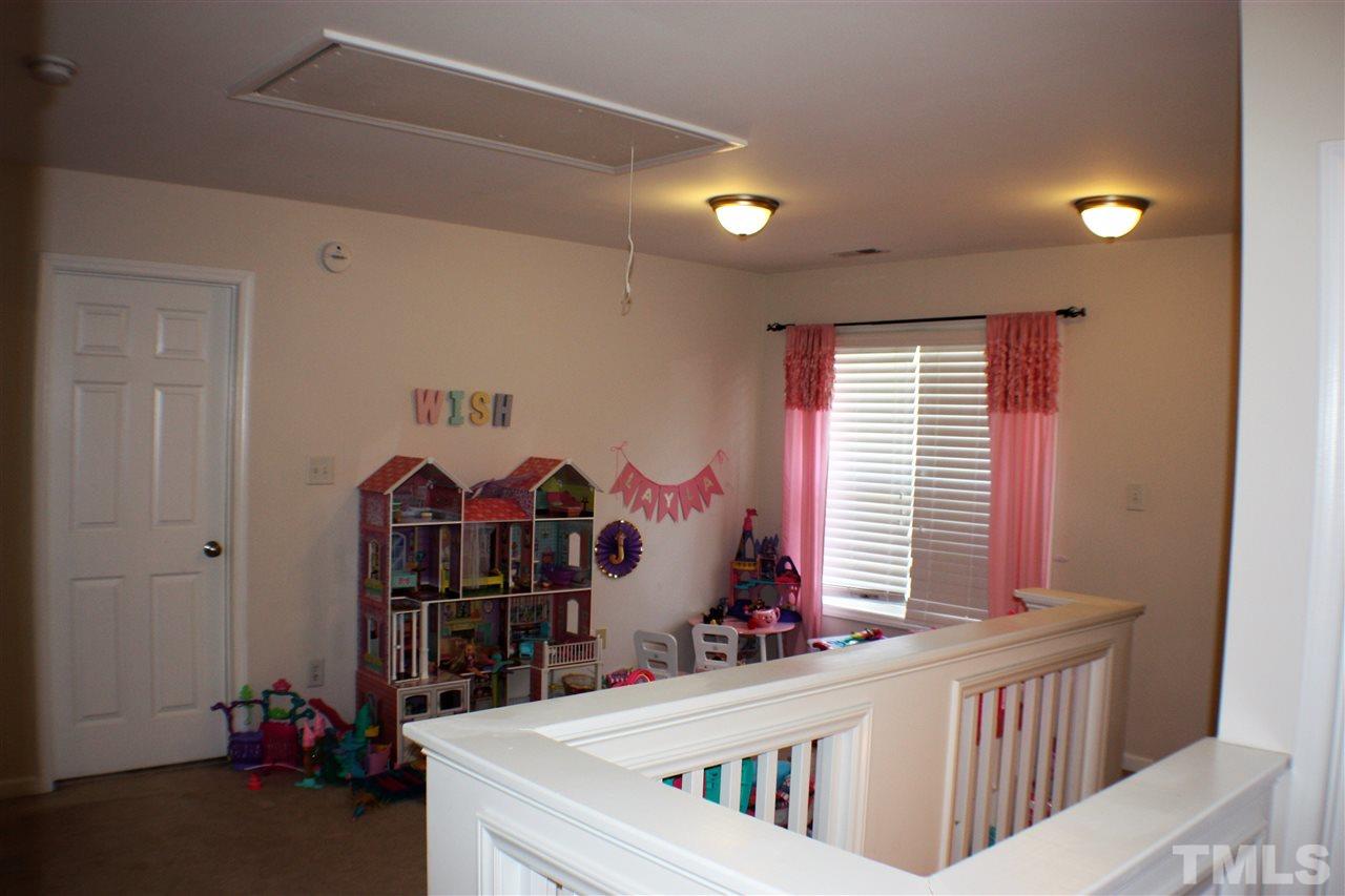 6029 Brambleberry Way Raleigh, NC 27616 - Photo 26 of 29 Gallery Image 26