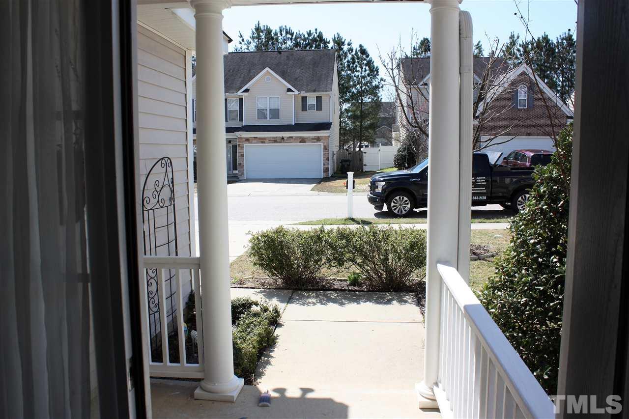 6029 Brambleberry Way Raleigh, NC 27616 - Photo 5 of 29 Gallery Image 5