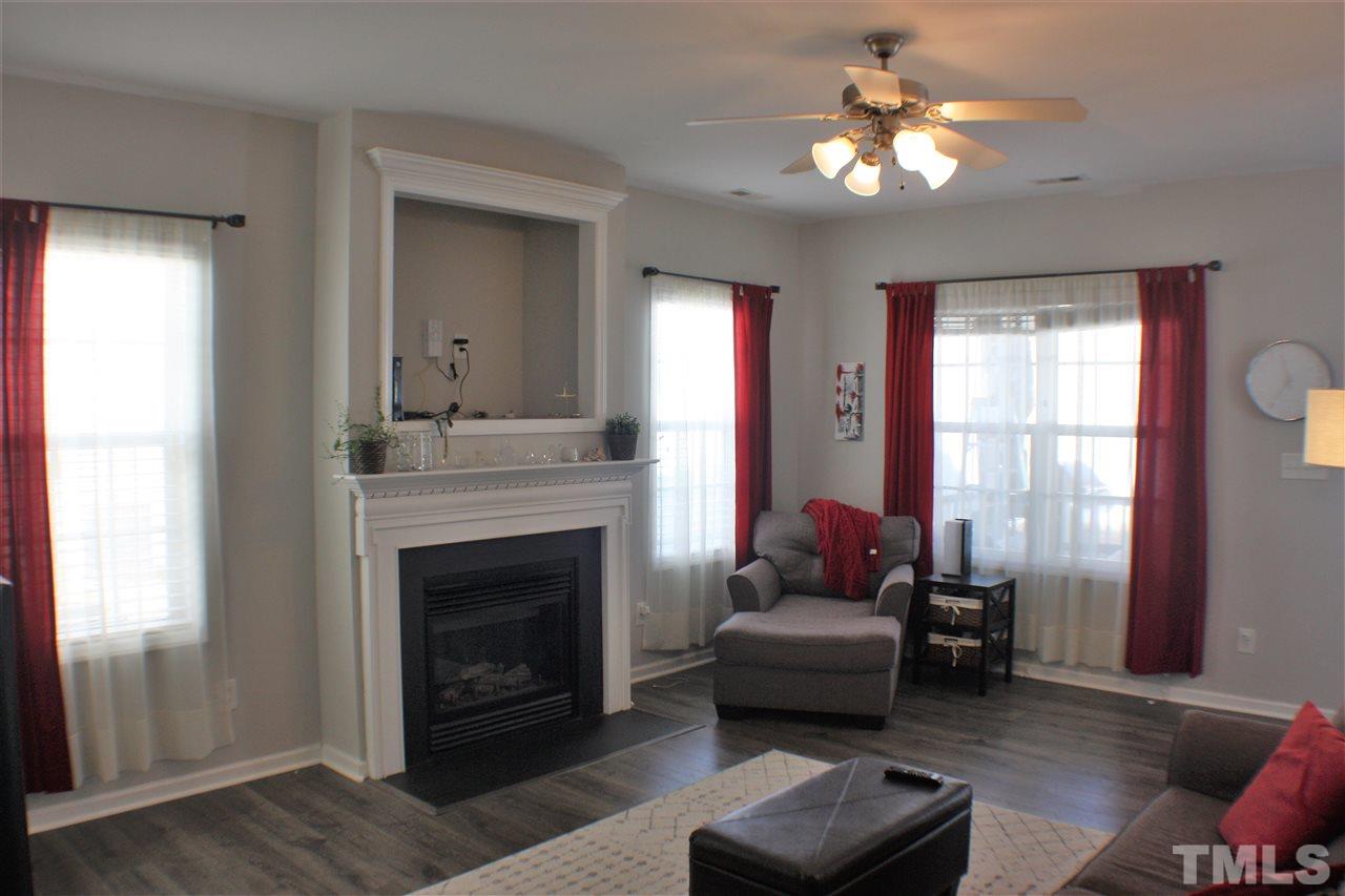 6029 Brambleberry Way Raleigh, NC 27616 - Photo 7 of 29 Gallery Image 7