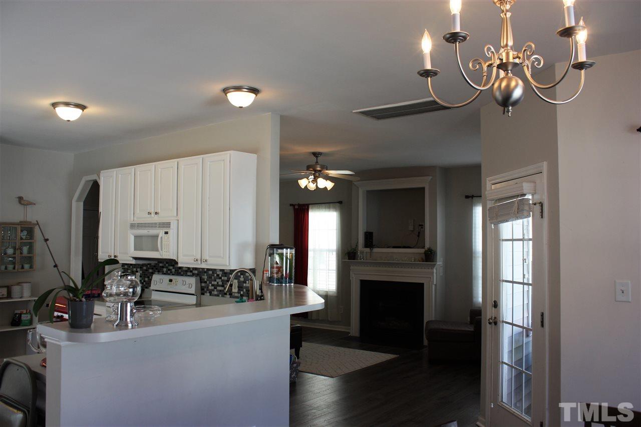 6029 Brambleberry Way Raleigh, NC 27616 - Photo 10 of 29 Gallery Image 10