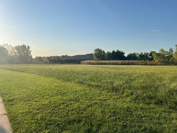 $717,000 | Lt1 Prairie Ridge Boulevard, Pleasant Prairie, WI 53158