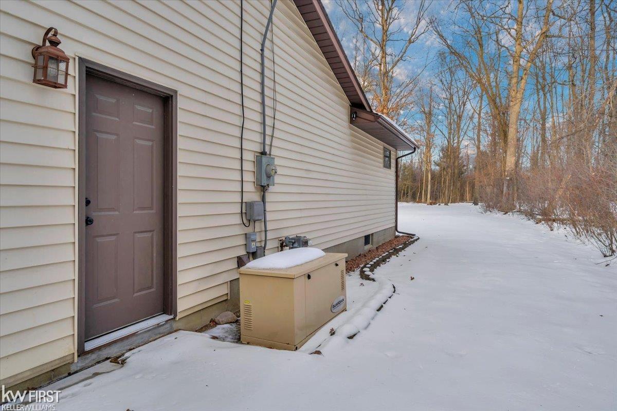 2199 South State Road Davison, MI 48423 - Photo 34 of 45 50165478-9acb0532-094b-4129-be7f-96f414b5dc9c.JPG
