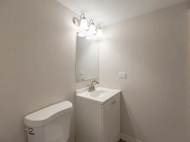 $239,900 | 2S739 Winchester Circle East, Unit 1, Warrenville, IL 60555