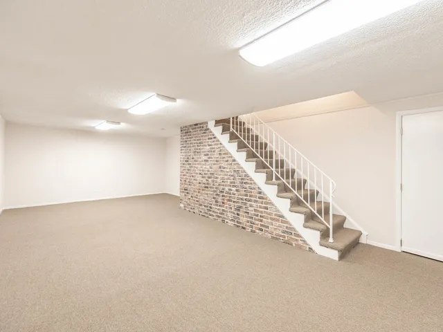 $239,900 | 2S739 Winchester Circle East, Unit 1, Warrenville, IL 60555