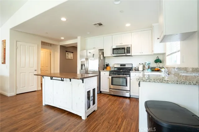 $549,999 | 29306 Summer House Lane, Lake Elsinore, CA 92530