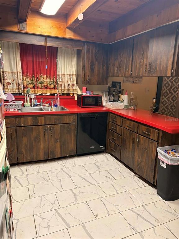 1721 Dorchester Road Clearwater, FL 33764 - Photo 5 of 16