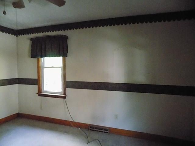 938 Harmony Road Ambridge, PA 15003 - Photo 11 of 17 Gallery Image 11