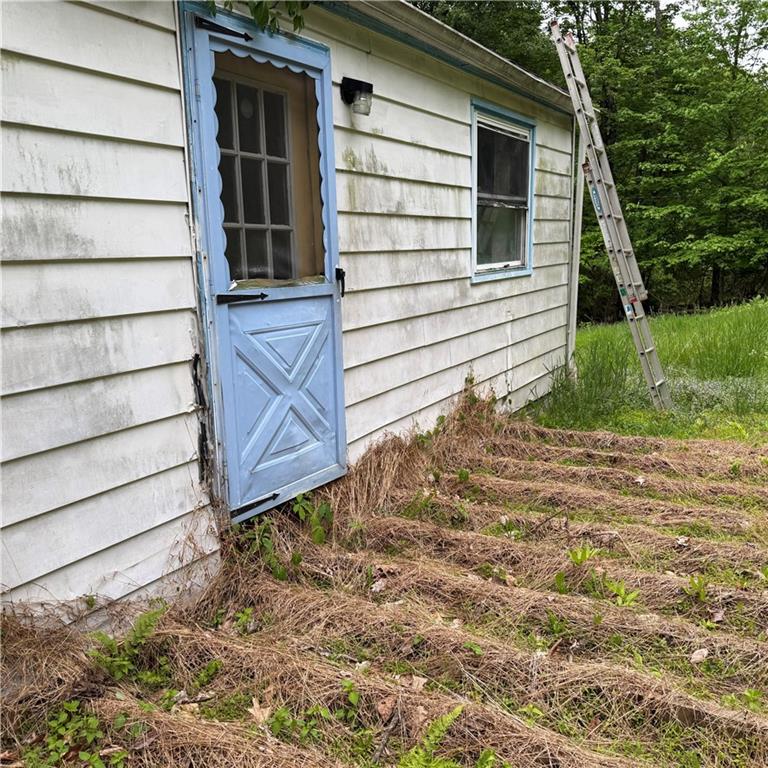 163 Karch Road Burgettstown, PA 15021 - Photo 5 of 16