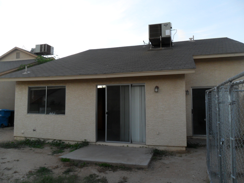 1744 East Carter Road Phoenix, AZ 85042 - Photo 12 of 20 SAM_5643