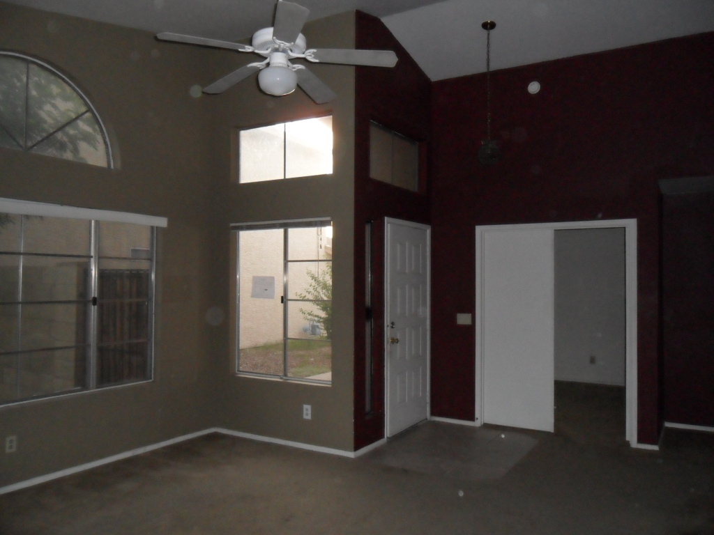 1744 East Carter Road Phoenix, AZ 85042 - Photo 19 of 20 SAM_5657