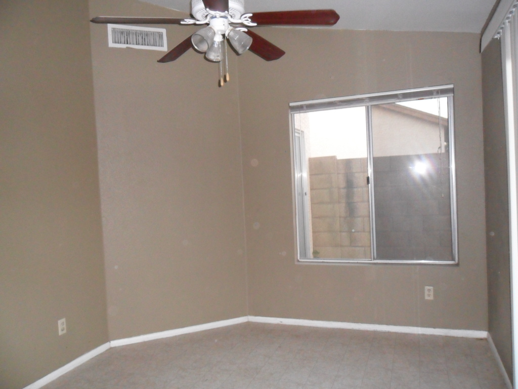 1744 East Carter Road Phoenix, AZ 85042 - Photo 20 of 20 SAM_5658