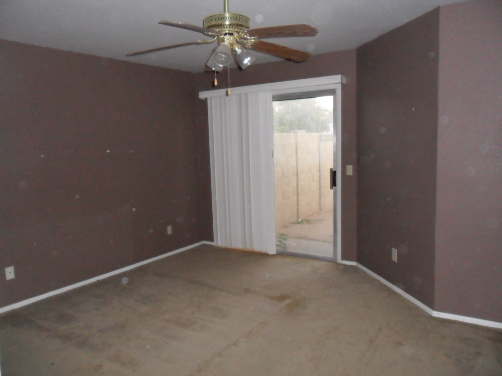 1744 East Carter Road Phoenix, AZ 85042 - Photo 6 of 20 023 284889 Master BR