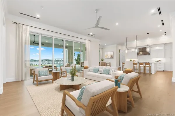 $8,999,000 | 505 Southeast St Lucie Boulevard, Stuart, FL 34996