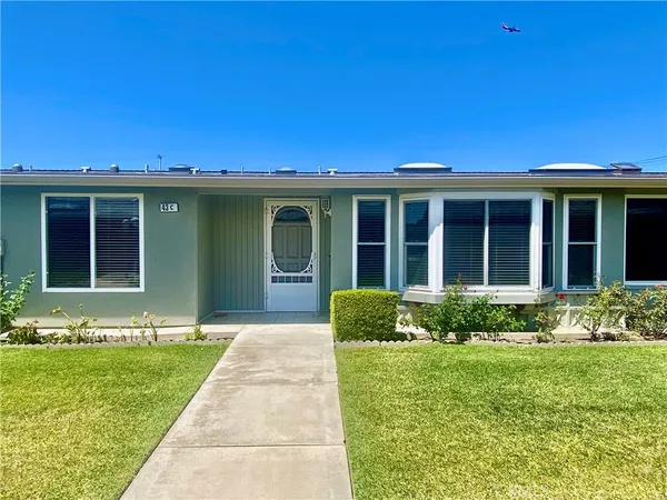 $469,000 | 1670 Interlachen Road, Seal Beach, CA 90740
