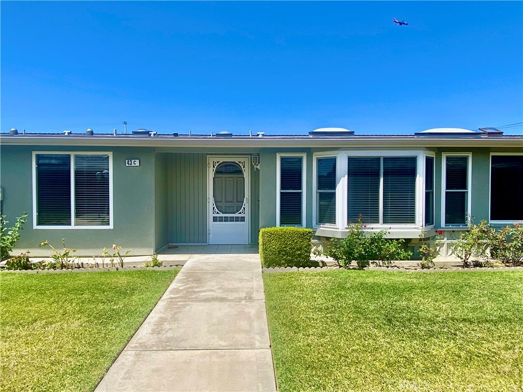 1670 Interlachen Road Seal Beach, CA 90740 - Photo 1 of 44 MU 12 43 C