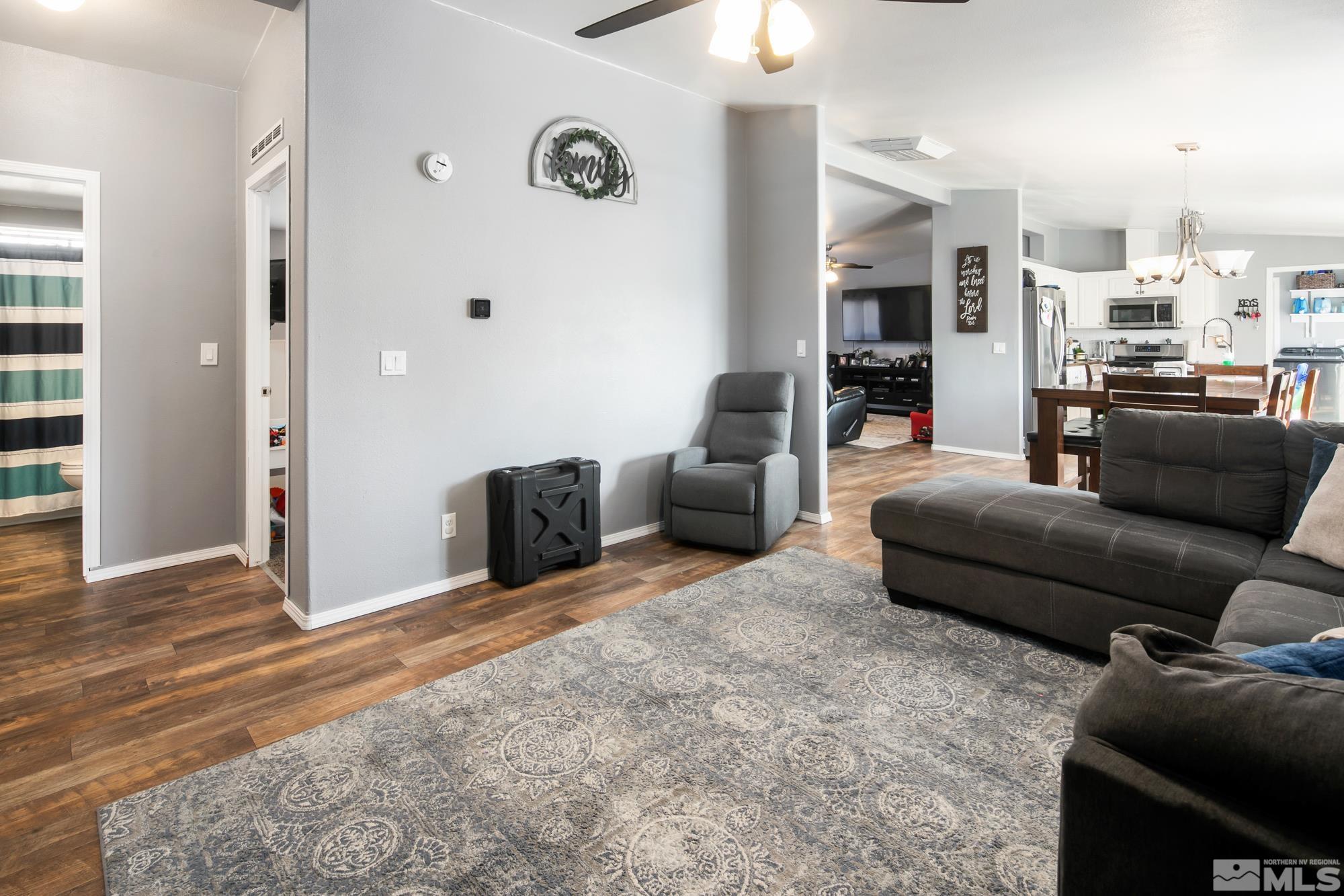 1366 Lynx Street Reno, NV 89506 - Photo 10 of 27 Photo 10