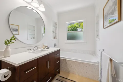 $1,995,000 | 208 Brookside Drive, San Anselmo, CA 94960