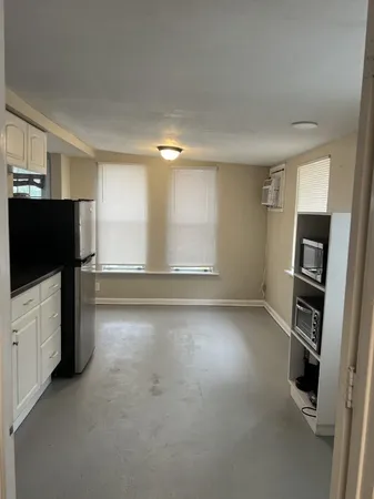 $1,900 | 29 Northeast 15th Avenue, Pompano Beach, FL 33060