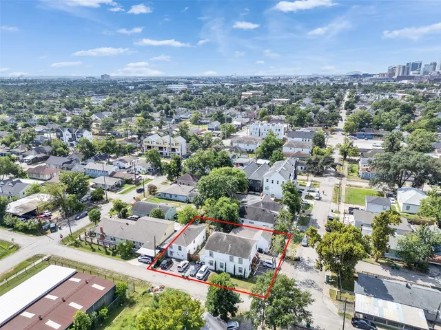 $1,199,000 | 2514 Gano Street, Houston, TX 77009