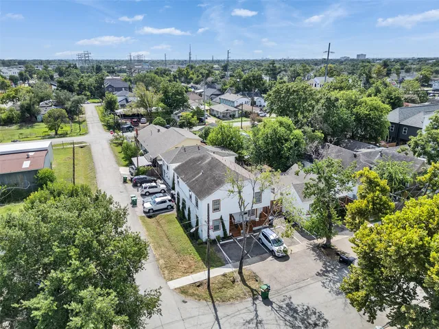 $1,199,000 | 2514 Gano Street, Houston, TX 77009