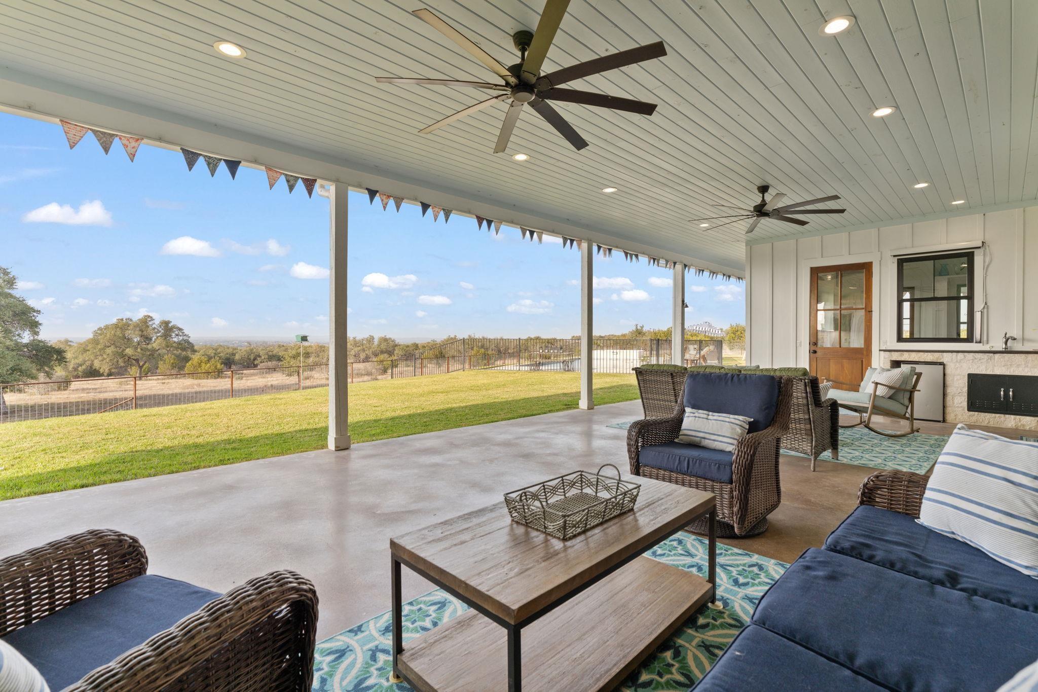 452 Southwick Ranch Road Johnson City, TX 78636 - Photo 21 of 30 a living room with furniture and a large window