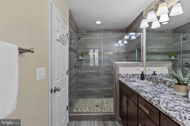 an empty room with closet area