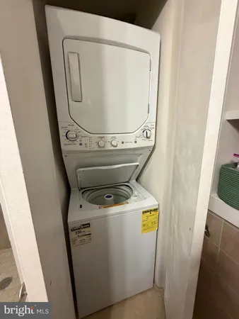 $1,995 | 1820 Pine Street, Unit 1R, Philadelphia, PA 19103