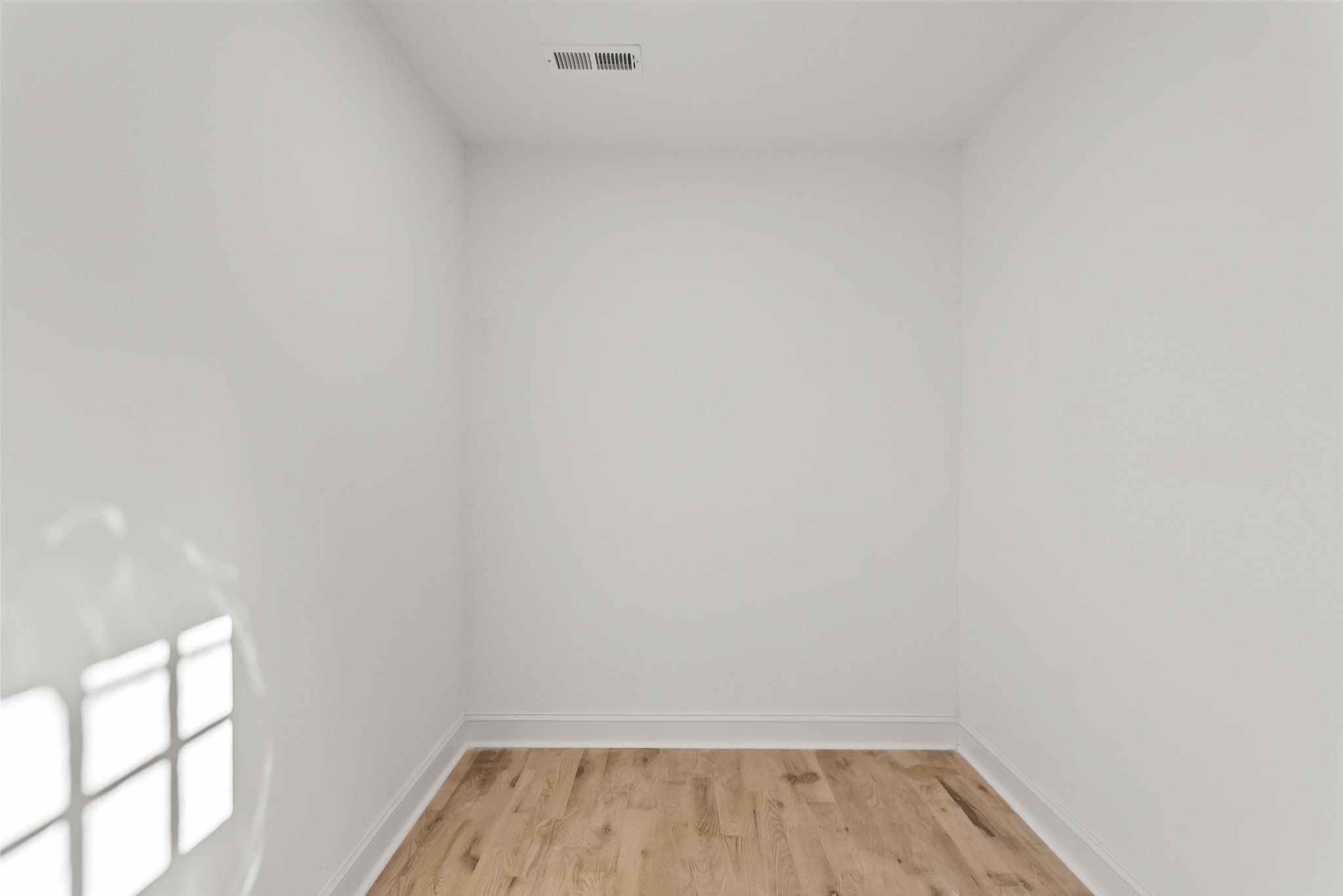 8637 Dog Branch Road Mount Pleasant, TN 38474 - Photo 19 of 41 a view of small space with wooden floor and windows