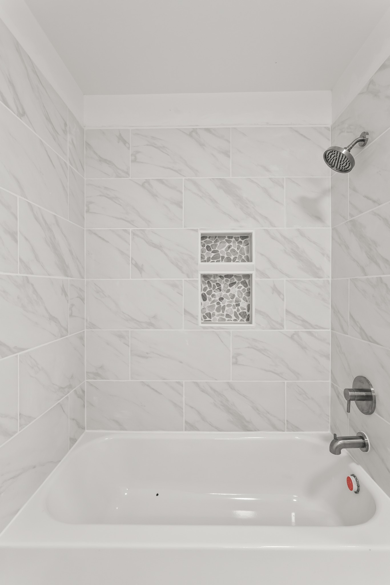 8637 Dog Branch Road Mount Pleasant, TN 38474 - Photo 29 of 41 a bathroom with a bathtub