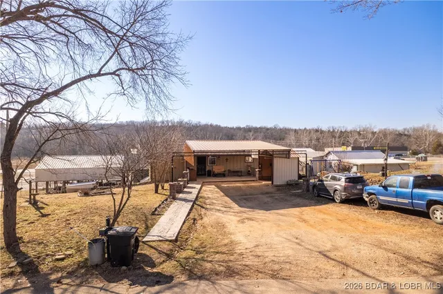 $374,500 | 2001 State Highway 42, Brumley, MO 65017